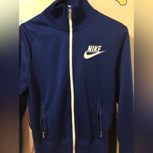Nike Vintage Zip Up Brand New Size Small